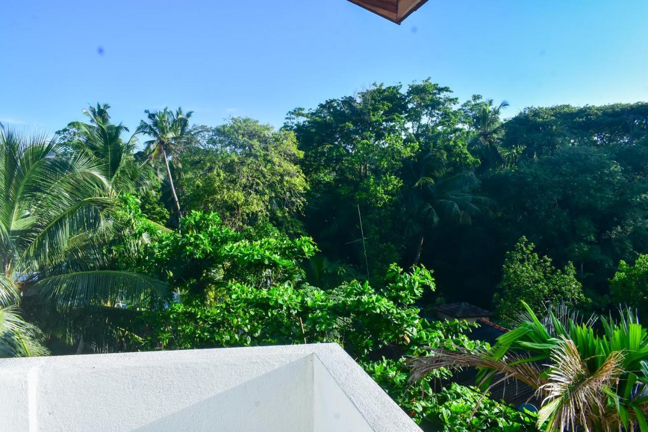 Onera Villa Hikkaduwa Buitenkant foto