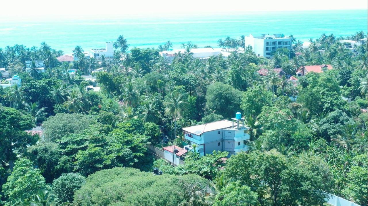 Onera Villa Hikkaduwa Buitenkant foto