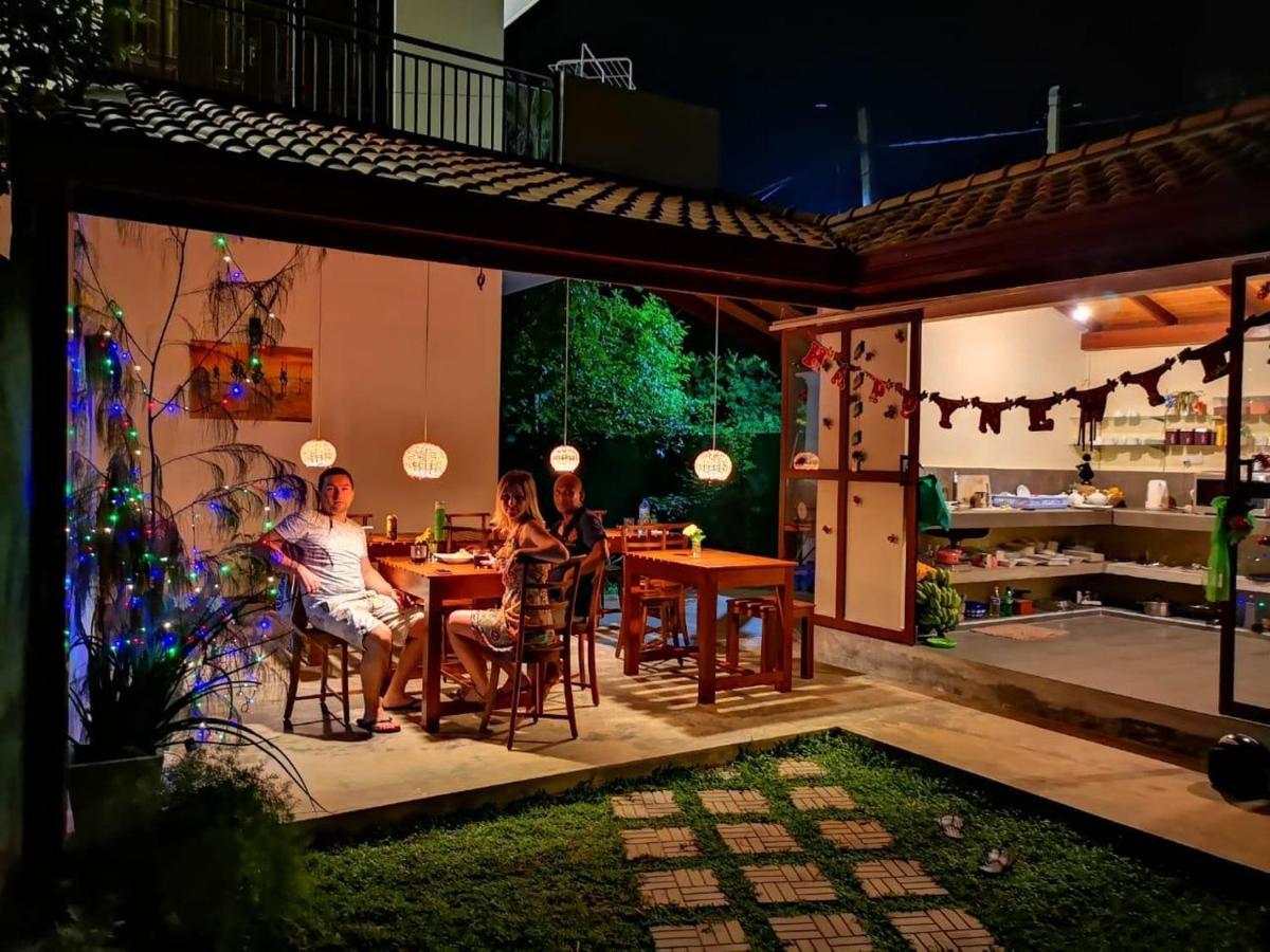 Onera Villa Hikkaduwa Buitenkant foto